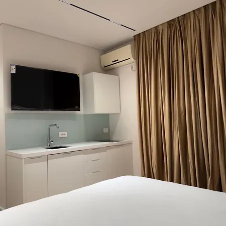 Square Apartamento Tirana
